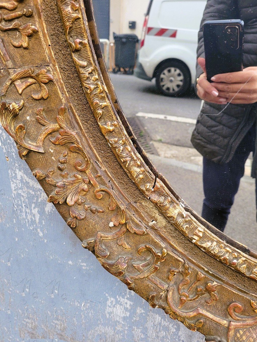 Large Oval Mirror In Carved And Gilded Oak, Louis XV Period, 18th Century-photo-2