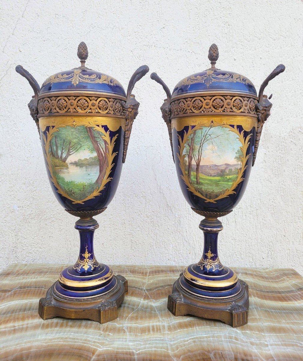 In The Style Of Sèvres, Pair Of Covered Porcelain Vases, 19th Century-photo-4