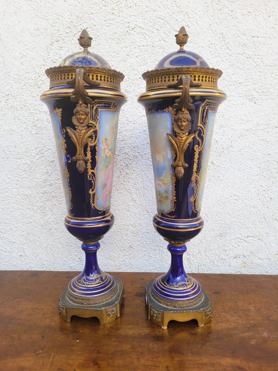 Sèvres, Pair Of Covered Porcelain Vases, Château Des Tuileries Brand, 19th Century-photo-1