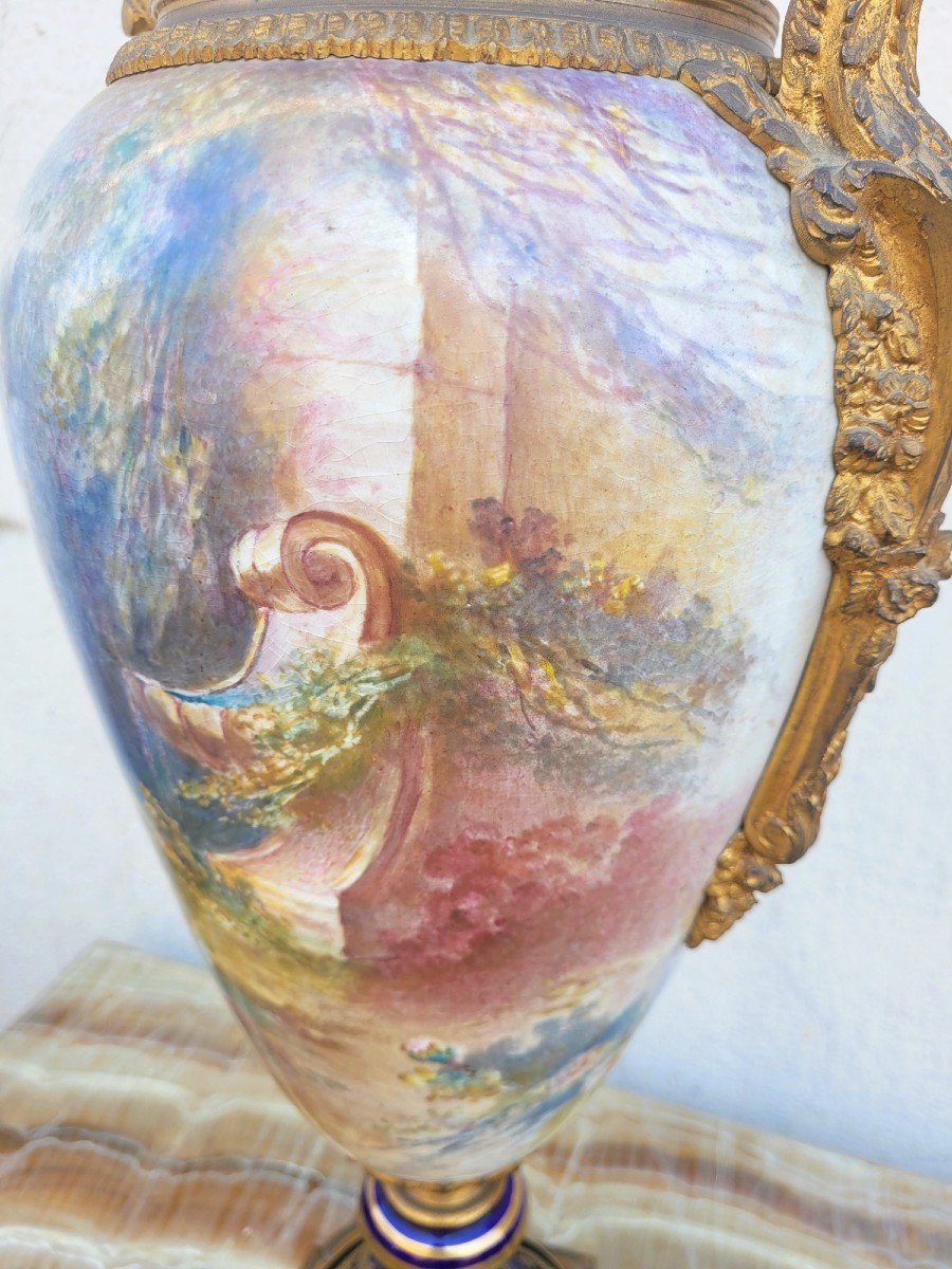 Dans Le Goût De Sèvres,  Grand Vase En Porcelaine Et Bronze, XIXème Siècle-photo-2