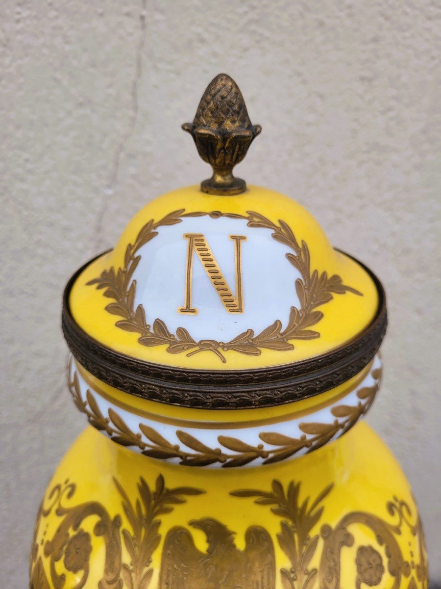 Bataille  Napoléonienne, Grand Vase En Porcelaine Jaune, XIXème Siècle-photo-2