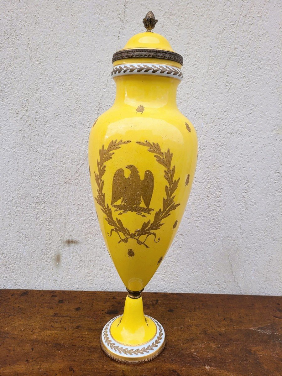 Bataille  Napoléonienne, Grand Vase En Porcelaine Jaune, XIXème Siècle-photo-3