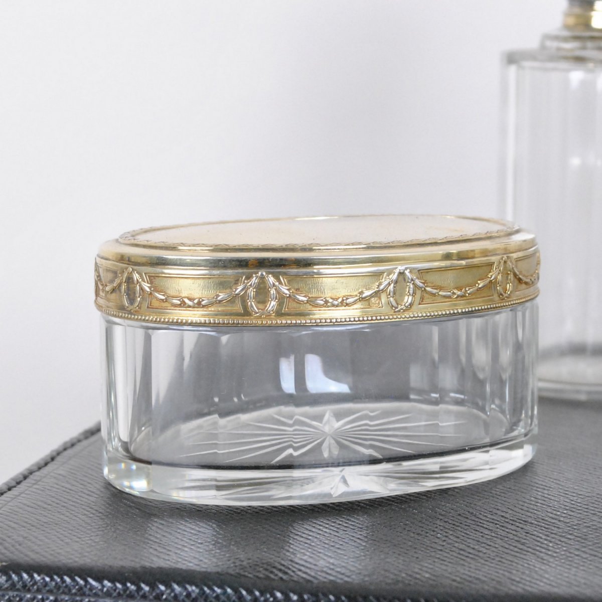 Coffret Nécessaire De Toilette En Cristal Et Argent, Monogrammé,  XIXème Siècle-photo-2