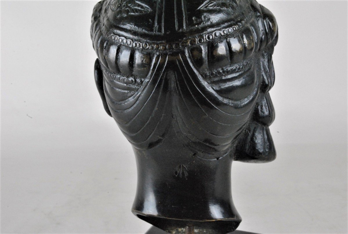 Hanoi School, Woman's Head, Bronze XXth Century-photo-5