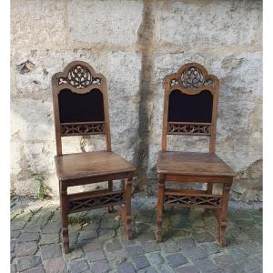 Paire De Chaises Néogothiques estampillées Ernest Eymonaud