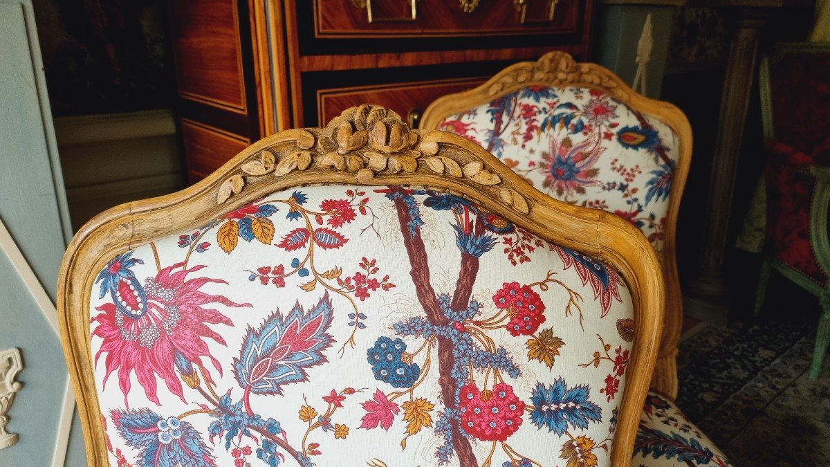 Suite De 4 Chaises De Style Louis XV En Bois Peint Et Galettes Tapissées. -photo-4
