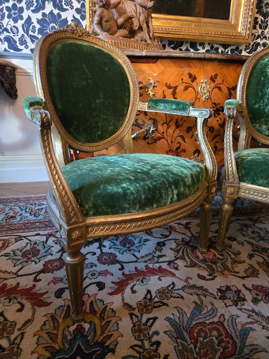 Paire De Fauteuils à Châssis d'Epoque Louis XVI, Travail Parisien.-photo-1