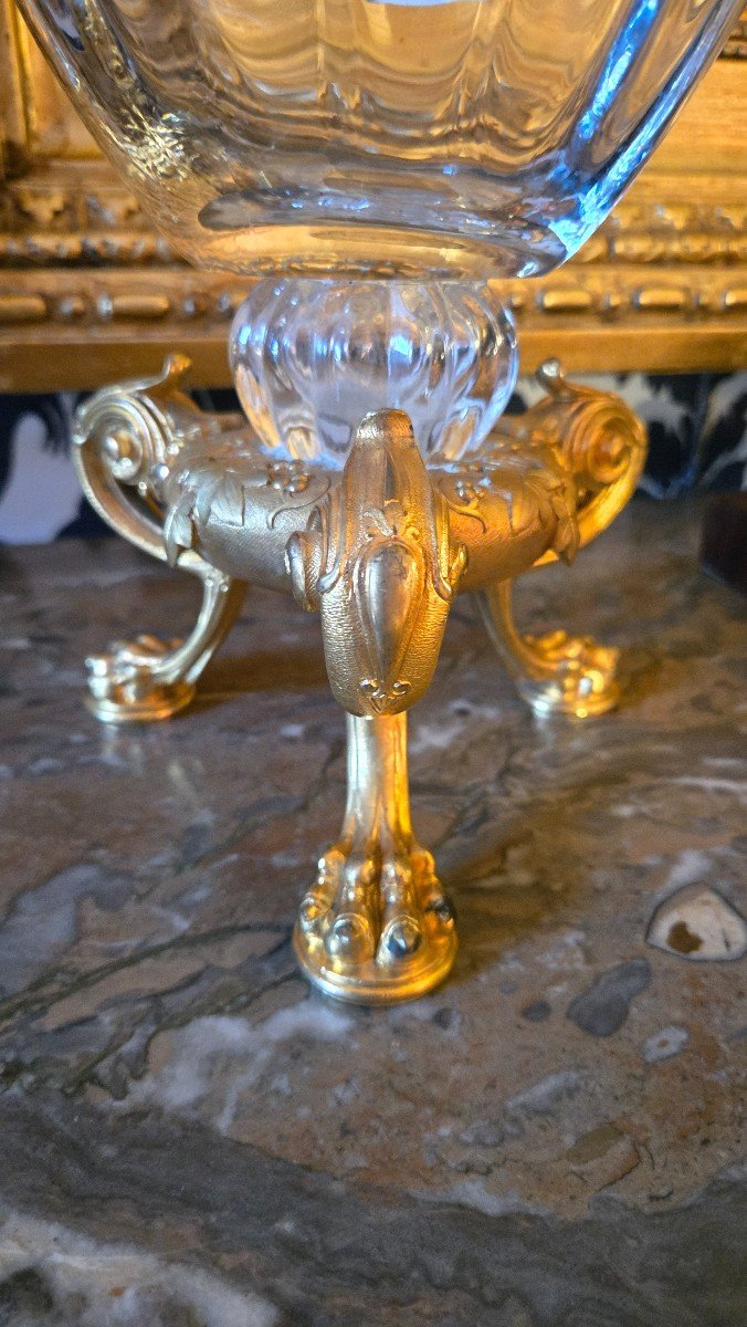 Important Vase In Gilt Bronze And Crystal.-photo-1