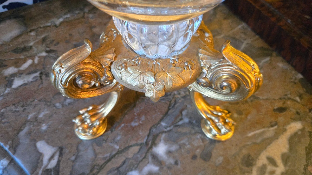 Important Vase In Gilt Bronze And Crystal.-photo-2