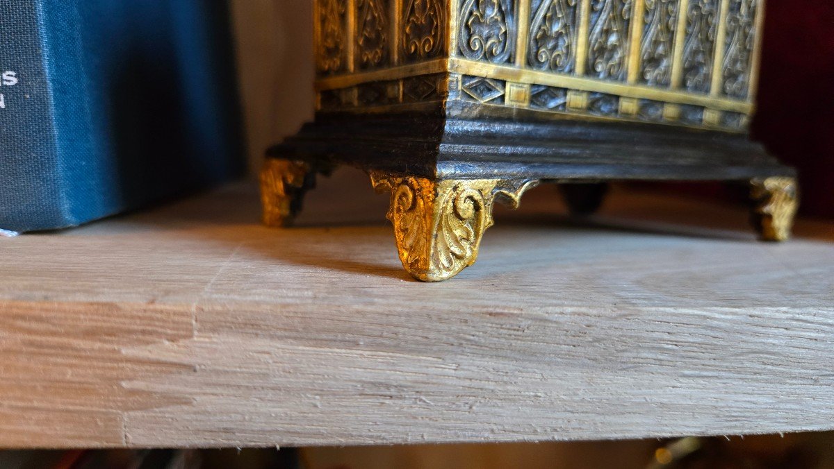 Neo-gothic Troubadour Style Inkwell, Restoration Period.-photo-3