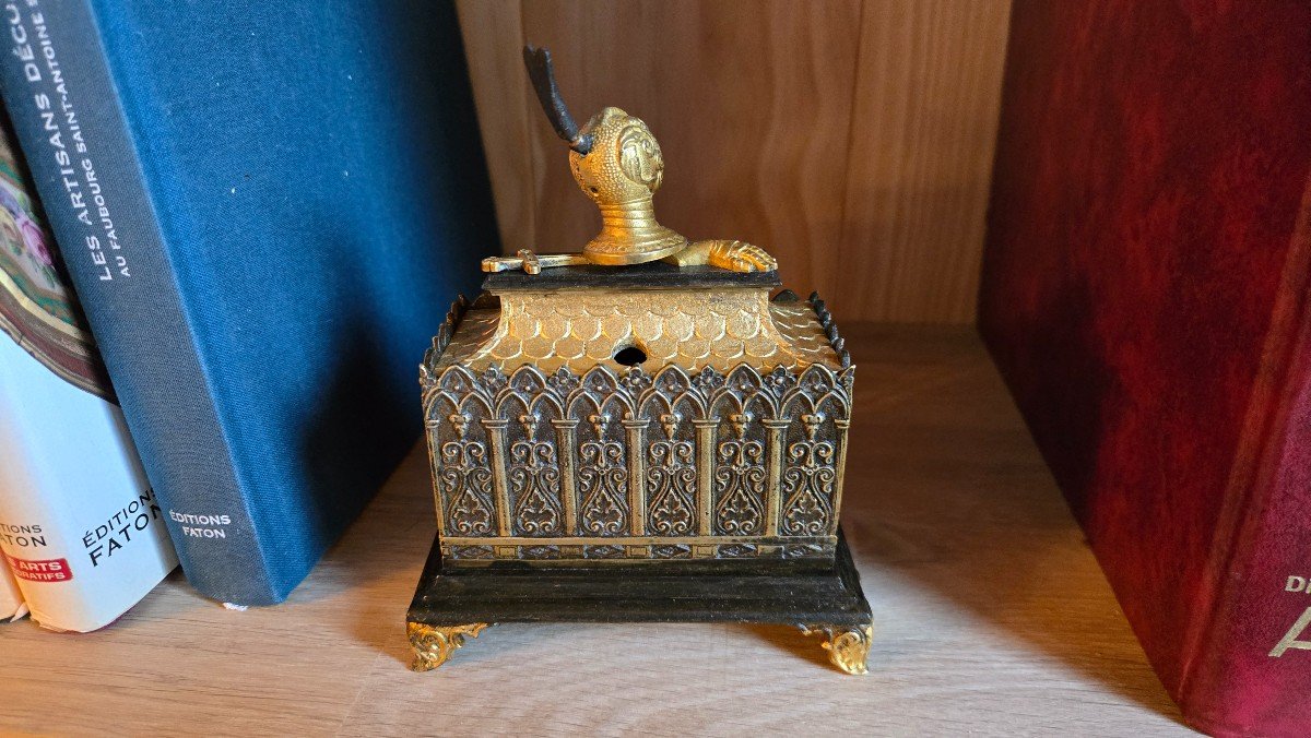 Neo-gothic Troubadour Style Inkwell, Restoration Period.-photo-3