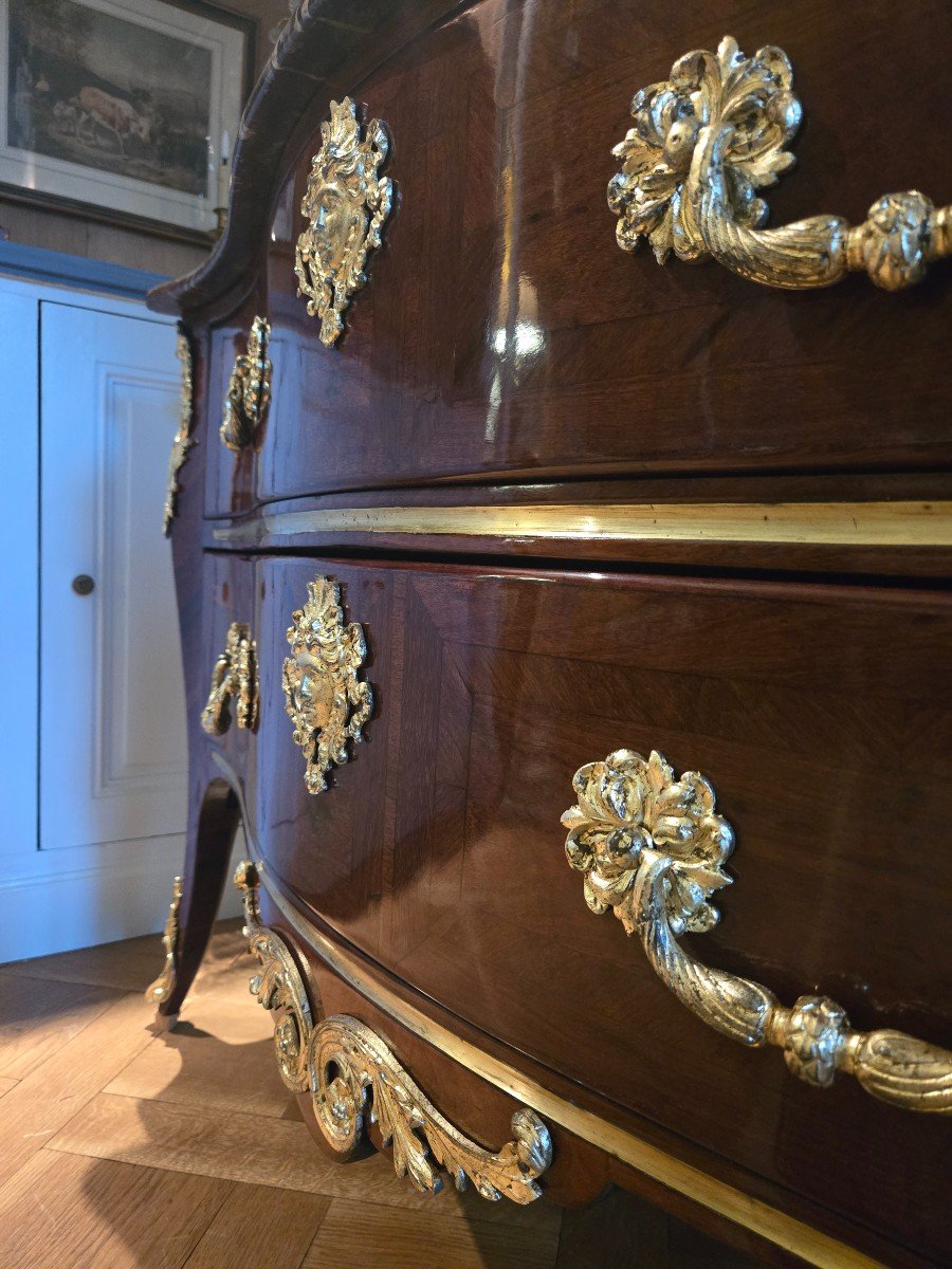 Regency Chest Of Drawers In Amaranth, With Masks Of Diana, Parisian Work.  -photo-1