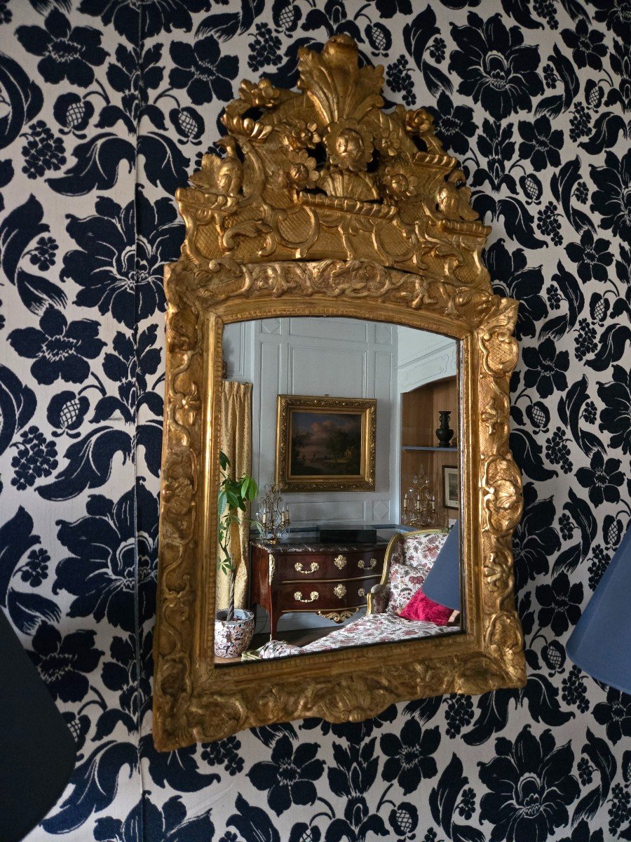 Louis XIV Pediment Mirror In Gilded Wood, Early 18th Century.  -photo-2