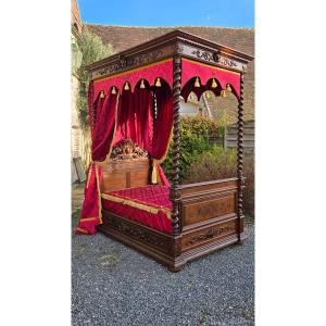 Louis XIII Columned Castle Bed, 19th Century.