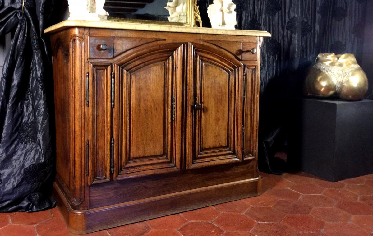 Rare Hunting Buffet In Solid Oak, Eighteenth Century.-photo-2