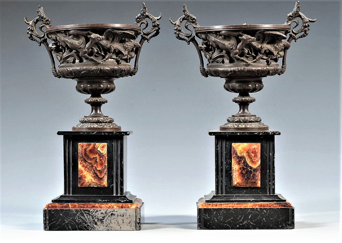    From 06.10 To 03.11 -25% Discount -pair Of 19th Neo-renaissance Cups -  Wannegem-lede Castle