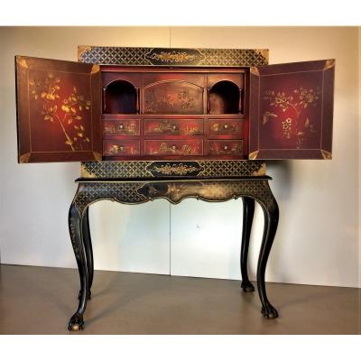 Cabinet à Laque Noire Et Or - Début XXème Siècle