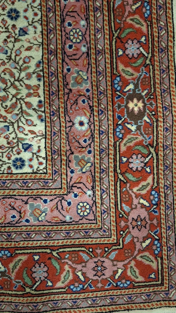 Old Hand-knotted Tunisian Rug, Sarouk Design-photo-2