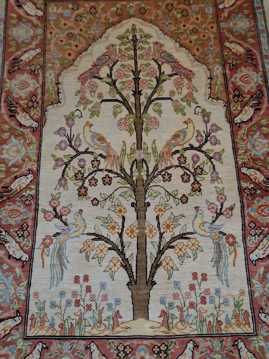 Handmade Silk Rug Hereke, Türkiye-photo-2