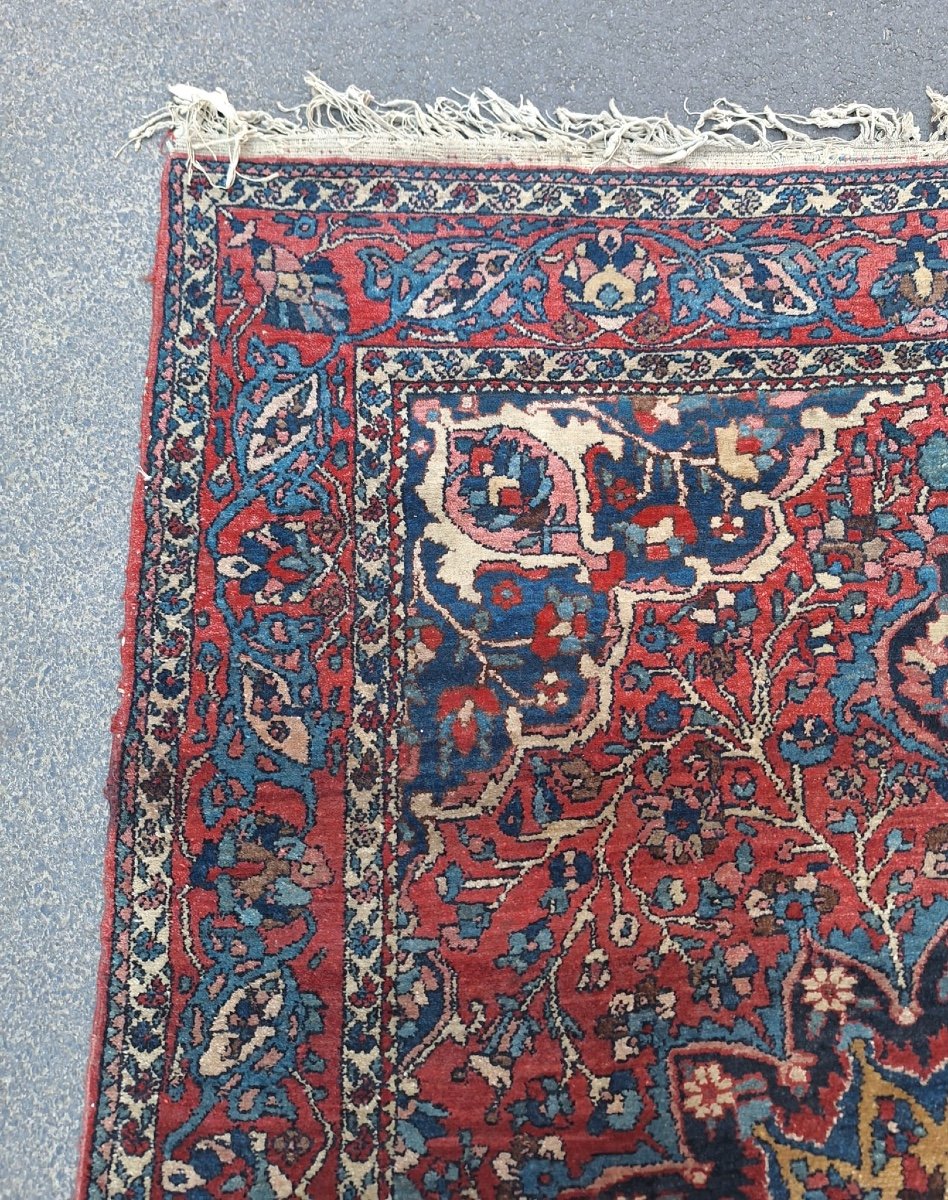 Antique Handmade Bakhtiari Rug-photo-4