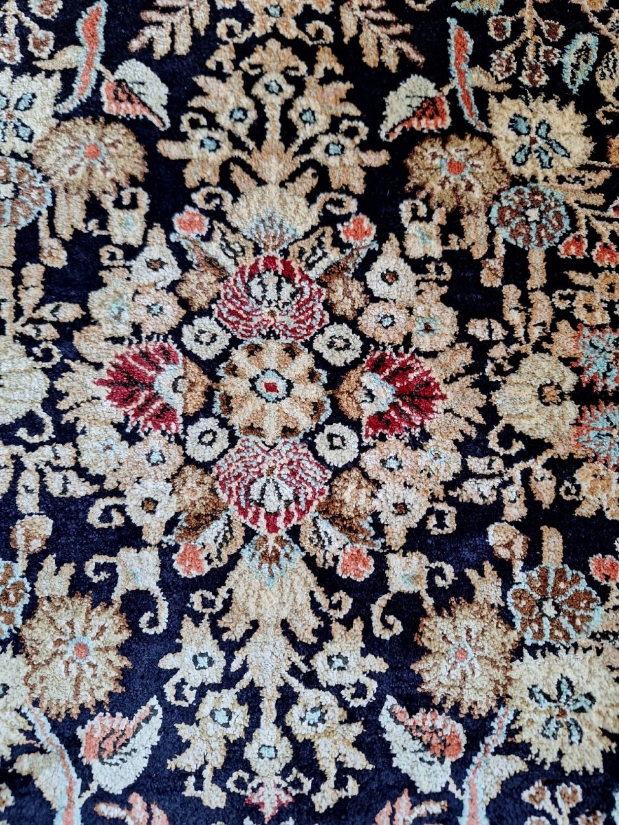 A Small Vintage Hand Knotted Ghoum Rug-photo-2