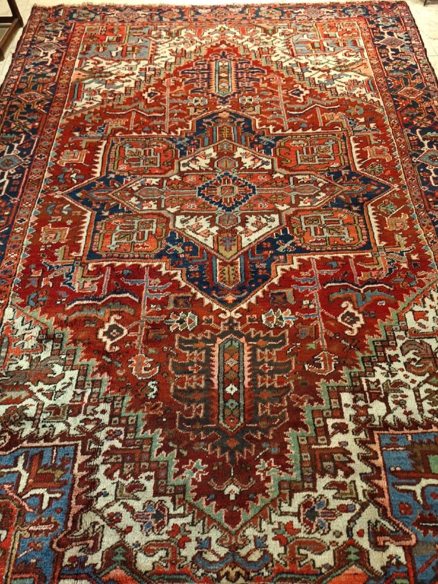 Vintage Hand Knotted Heriz Rug, Iran -photo-4