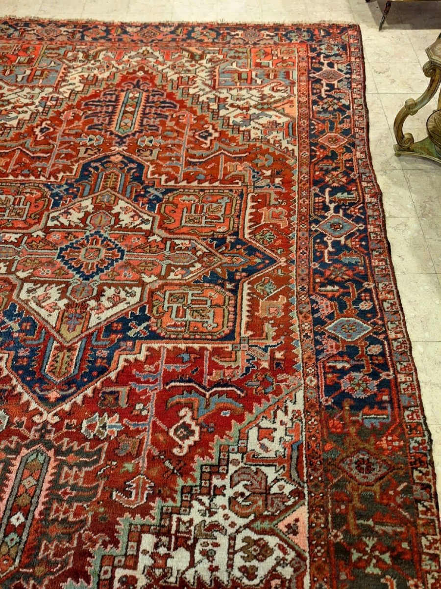 Vintage Hand Knotted Heriz Rug, Iran -photo-8