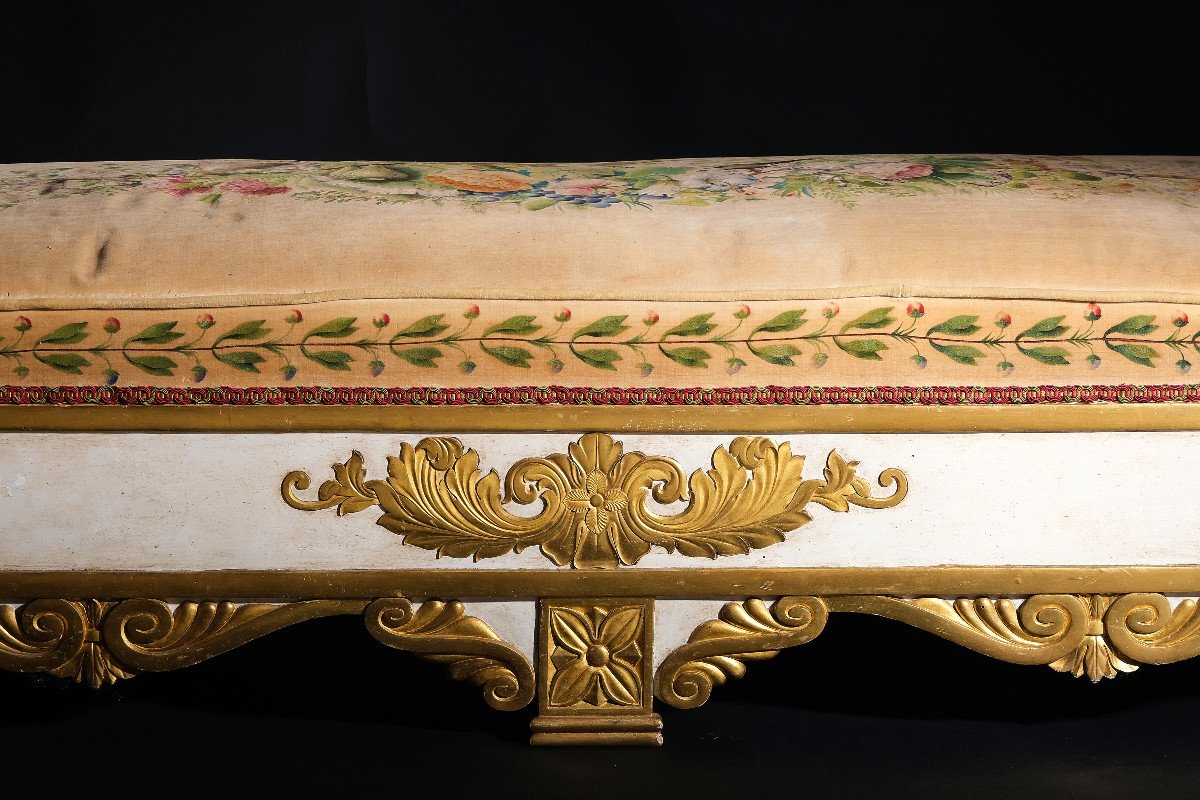 Unusual Upholstered Bench With Relief Decoration On Three Sides, Italy 19th Century-photo-4