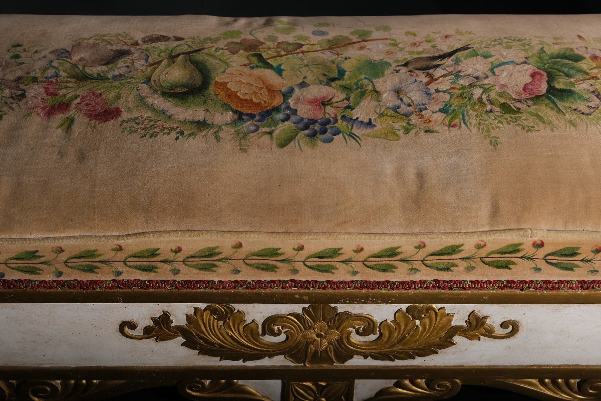 Unusual Upholstered Bench With Relief Decoration On Three Sides, Italy 19th Century-photo-3