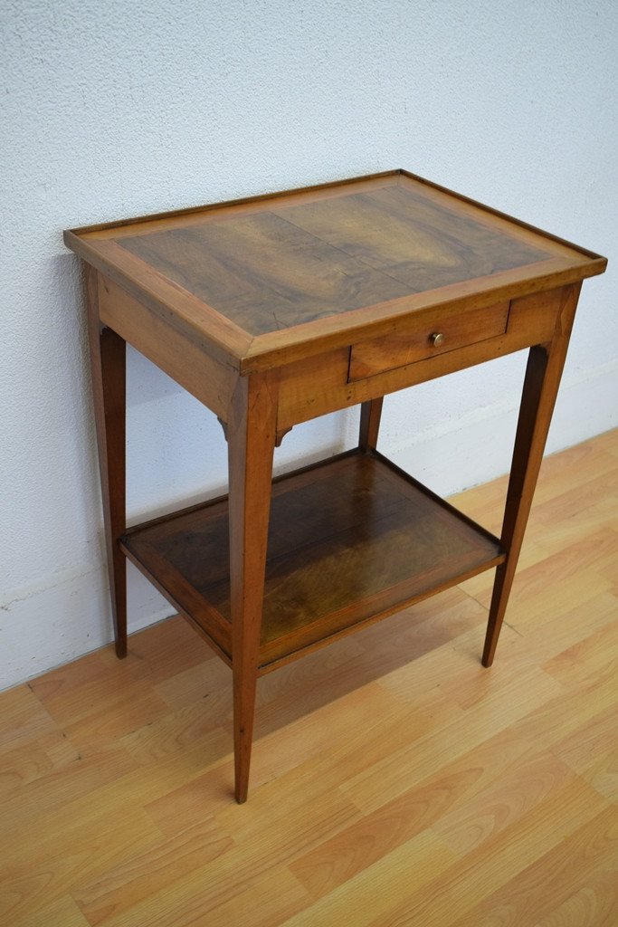 Small Directory Table-photo-2