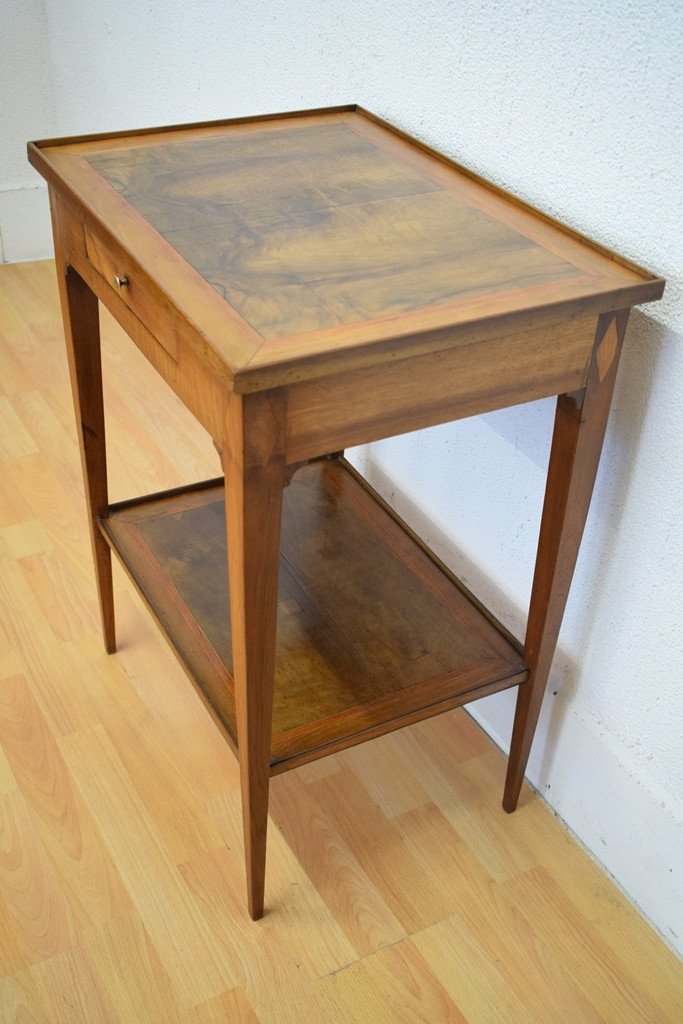 Small Directory Table-photo-3