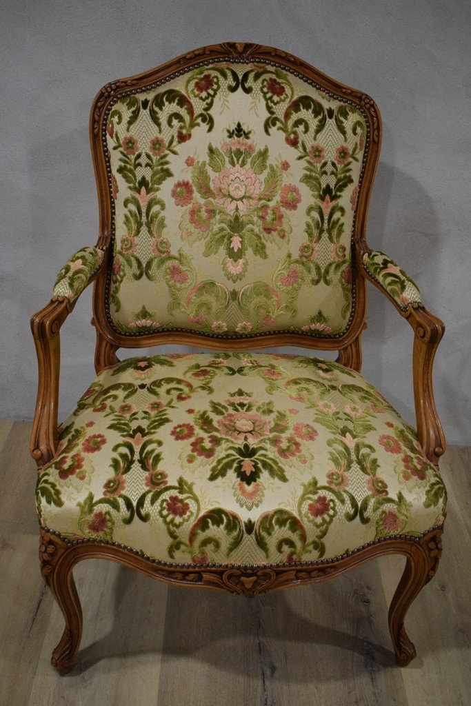 Paire De Fauteuils Louis XV En Noyer-photo-4