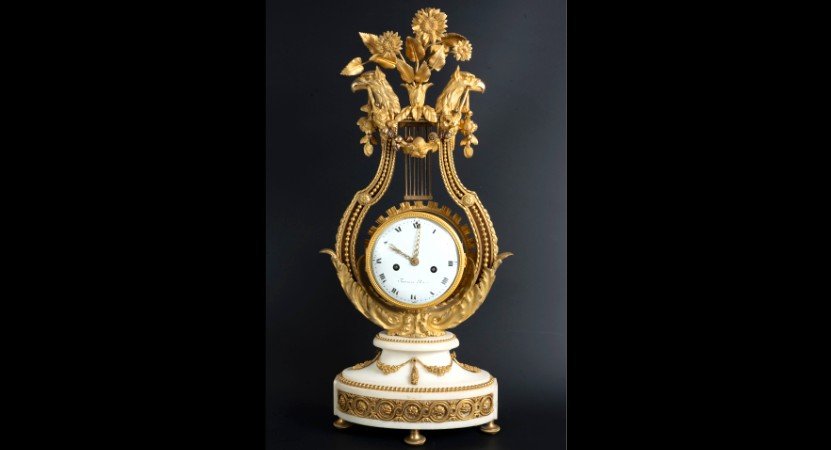 Mantel Clock With Winch France In 1775-photo-5