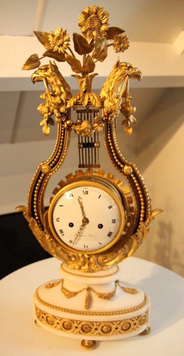 Mantel Clock With Winch France In 1775-photo-6