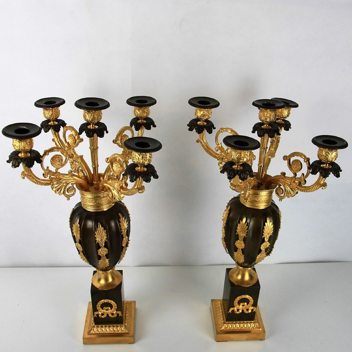 Paire De Vase Forme Candélabre, époque Restauration En Bronze Doré Et Patiné-photo-2