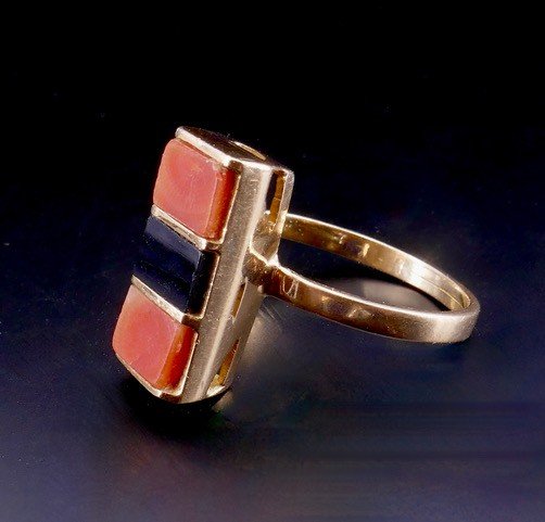 Coral And Onyx Ring-photo-2