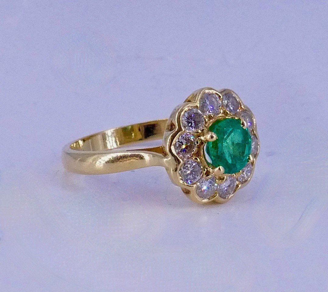 Flower Ring Yellow Gold Emerald And Diamonds -photo-2