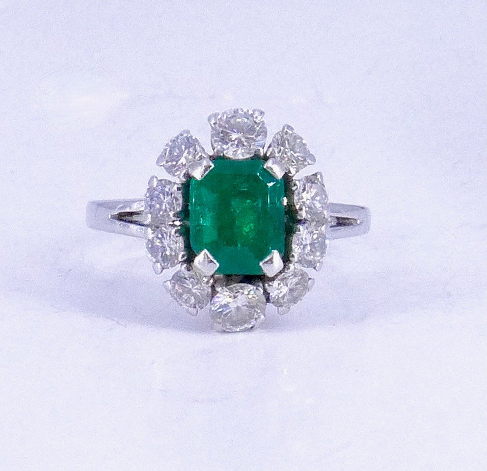 Pompadour Platinum Diamond Emerald Ring
