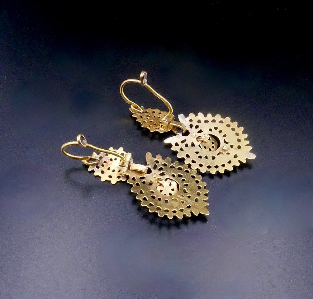 Portuguese Queen Earrings 19k Gold-photo-2