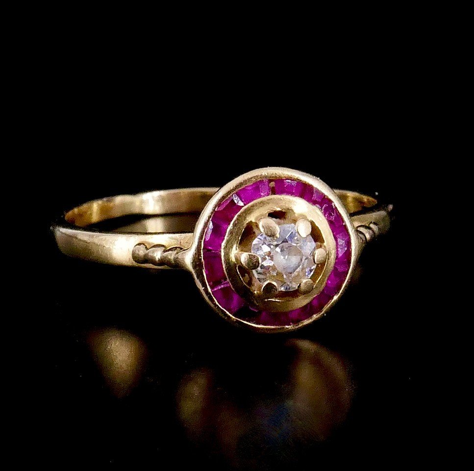 1920 Yellow Gold Diamond Ruby Verneuil Calibrated Ring -photo-2