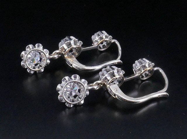 Boucles d'Oreilles Dormeuses Or Blanc Diamants -photo-3