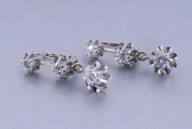 Boucles d'Oreilles Dormeuses Or Blanc Diamants -photo-1