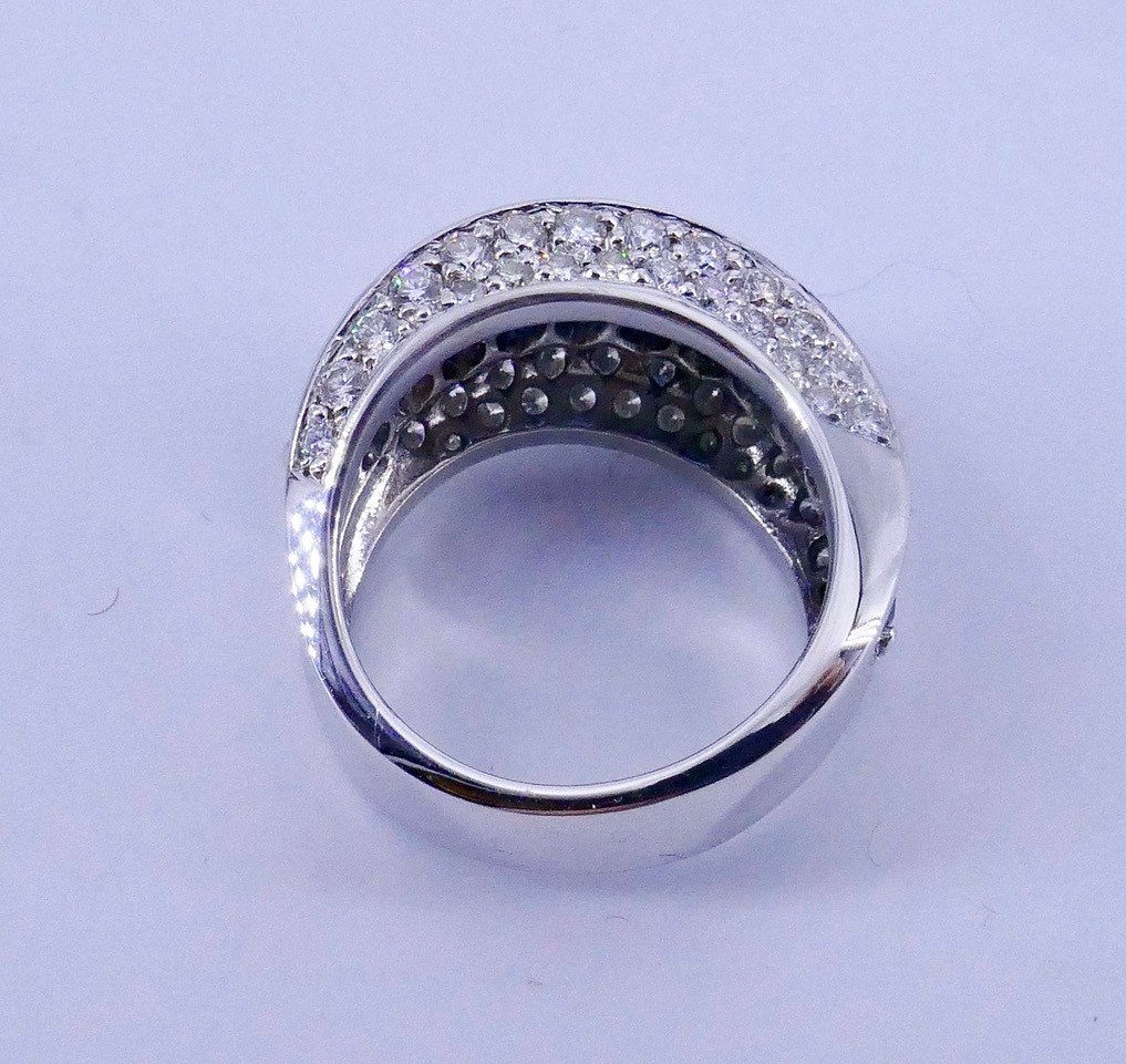 Bague "vague" Or Blanc Diamants Saphirs -photo-4