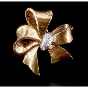 1940 Diamond Knot Brooch