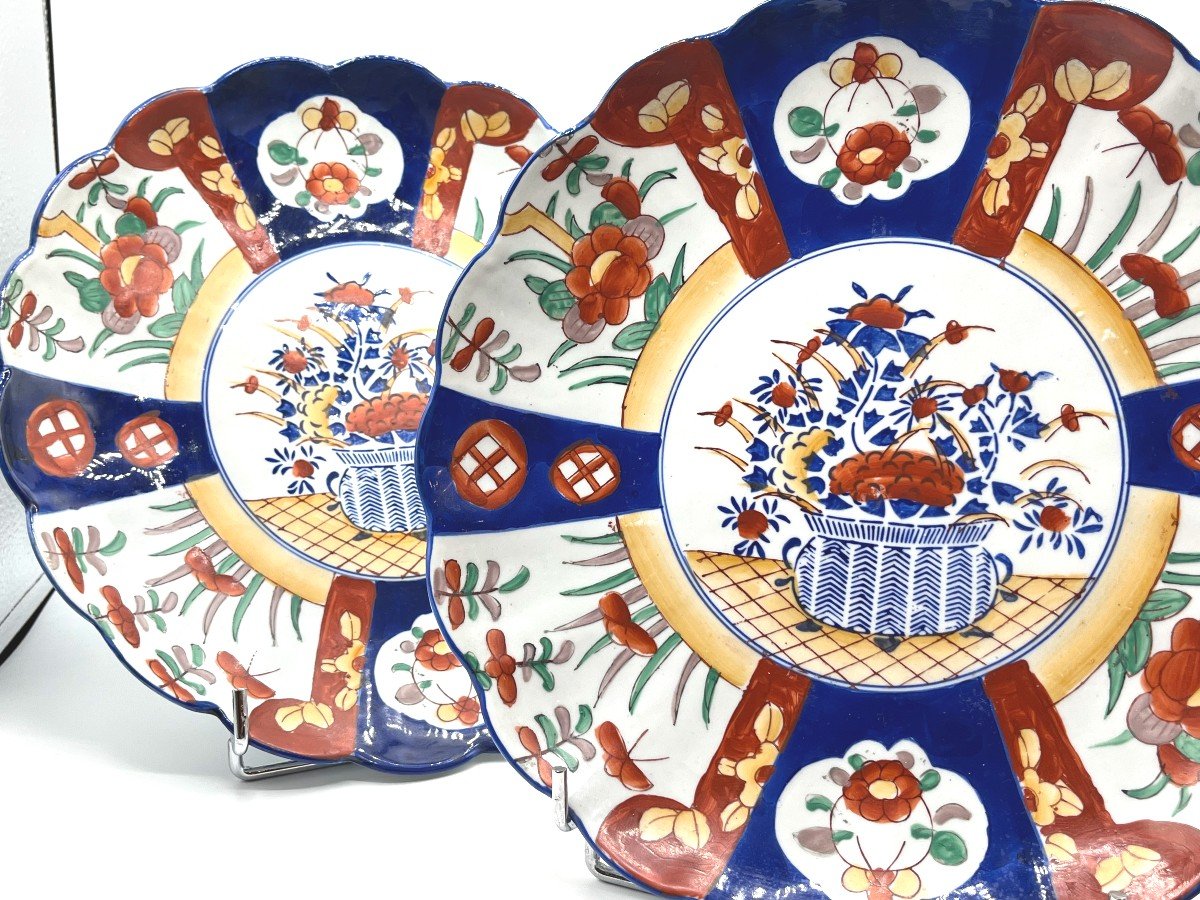 Paire De Plats ,porcelaine Imari  Japon. Epoque XIXè Siècle