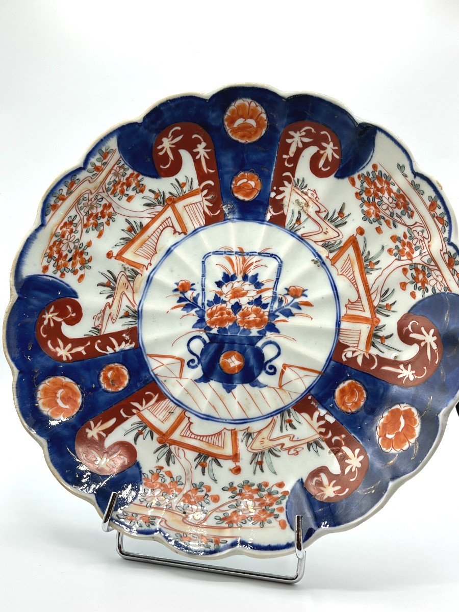 Large Imari Porcelain Dish, Japan XIXth Century