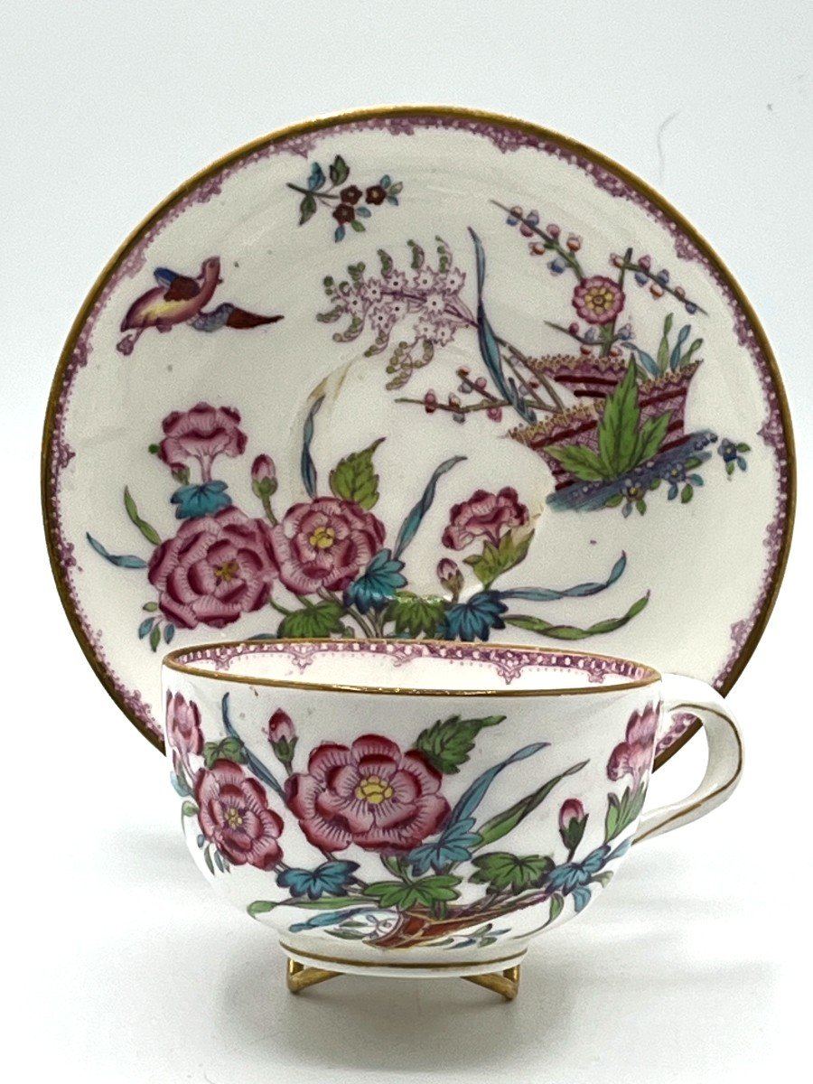 Minton . Ensemble De Quatre Tasses à Thé En Porcelaine anglaise. Epoque XIXè Siècle-photo-2