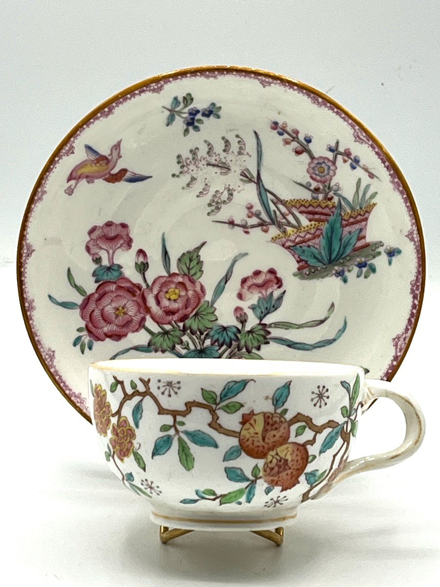 Minton . Ensemble De Quatre Tasses à Thé En Porcelaine anglaise. Epoque XIXè Siècle-photo-2