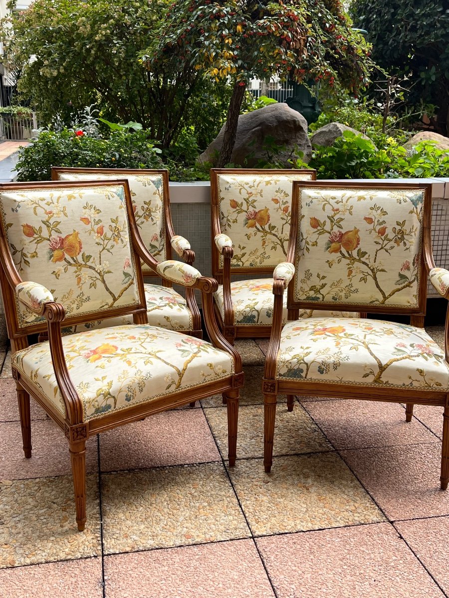 Série De Quatre Fauteuils Epoque Louis XVI. Estampillés PLUVINET.