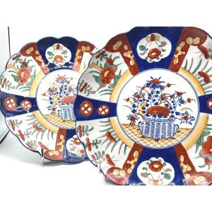 Paire De Plats ,porcelaine Imari  Japon. Epoque XIXè Siècle